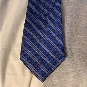 Calvin Klein 100% silk necktie